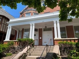 Building Photo - 275 S River St