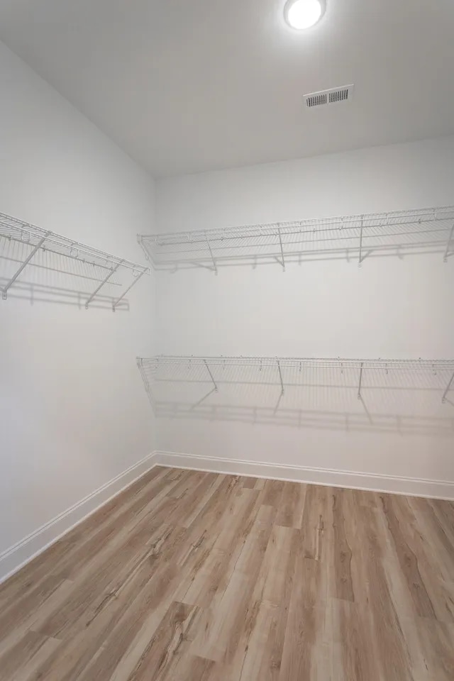 Building Photo - 6414 Satjanon Dr