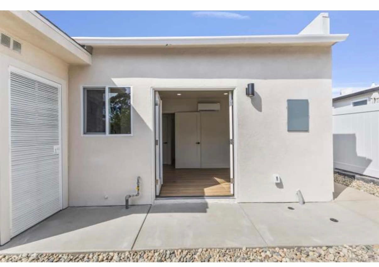 Building Photo - 3193 Juniper St