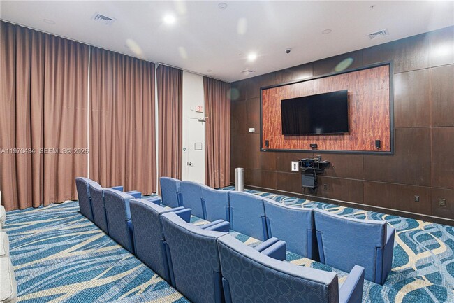 Building Photo - 2775 NE 187th St