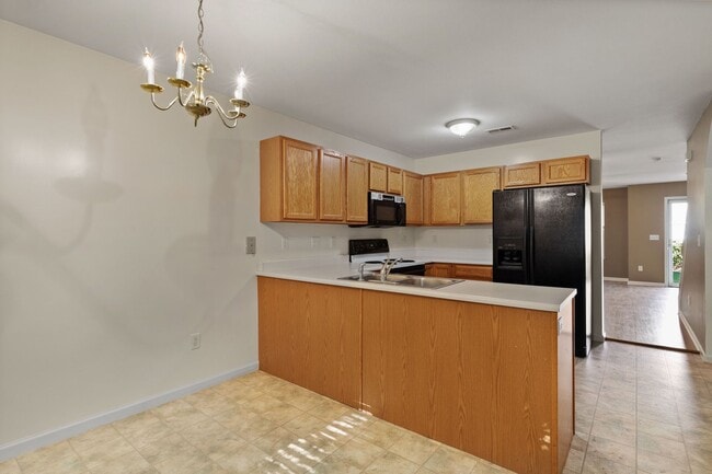 Building Photo - Fletcher Townhouse