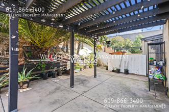 Building Photo - 1886 Manzana Way