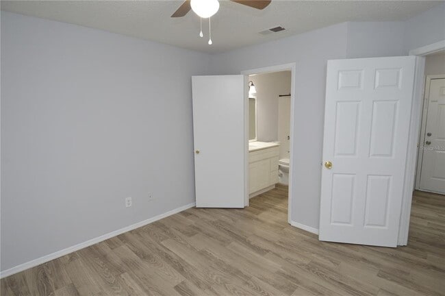 Building Photo - 8722 Mallard Reserve Dr