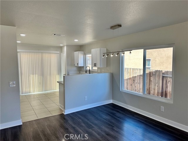 Building Photo - 11923 Spring Hill Ct