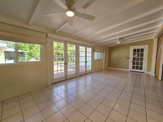 Building Photo - 4526 Aukai Ave