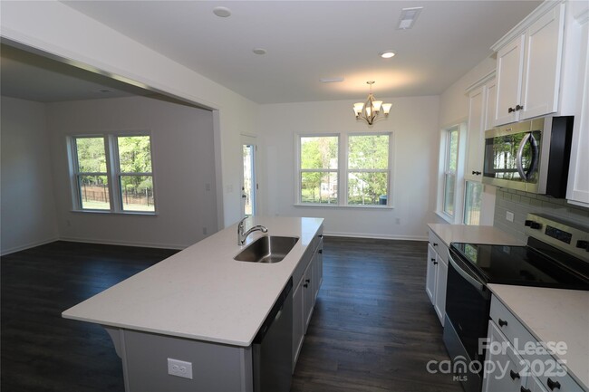 Building Photo - 11171 Argosy Dr