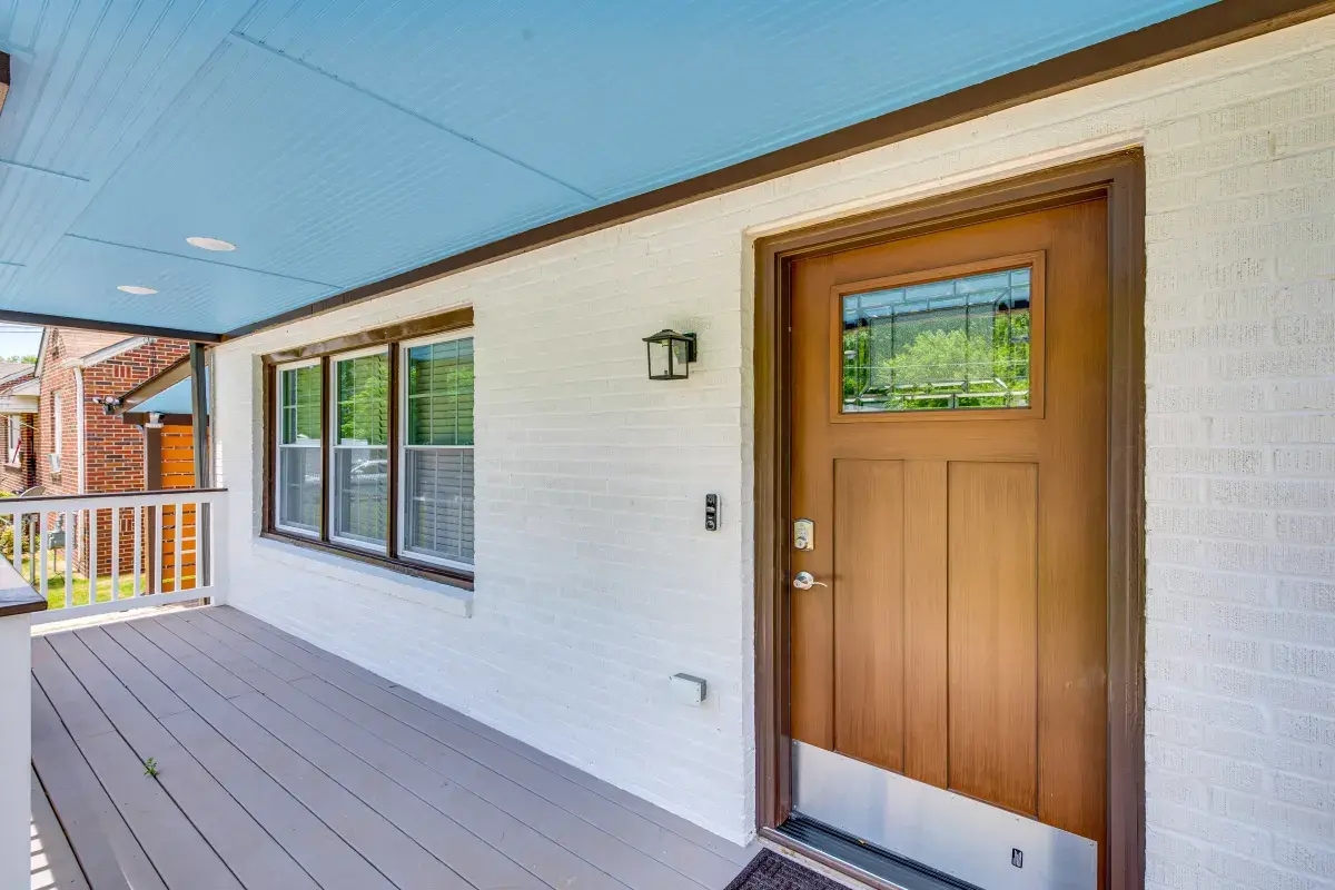 Building Photo - 432 Sargent Dr SE