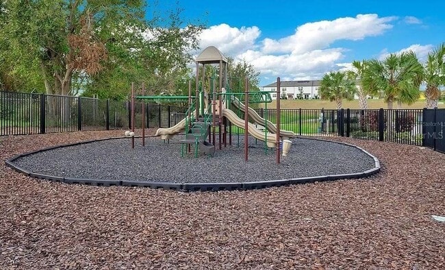 Building Photo - 509 Madison Dr