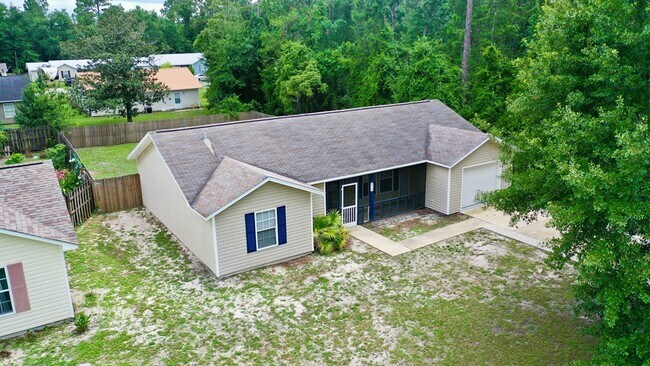 Building Photo - 910 Ave A