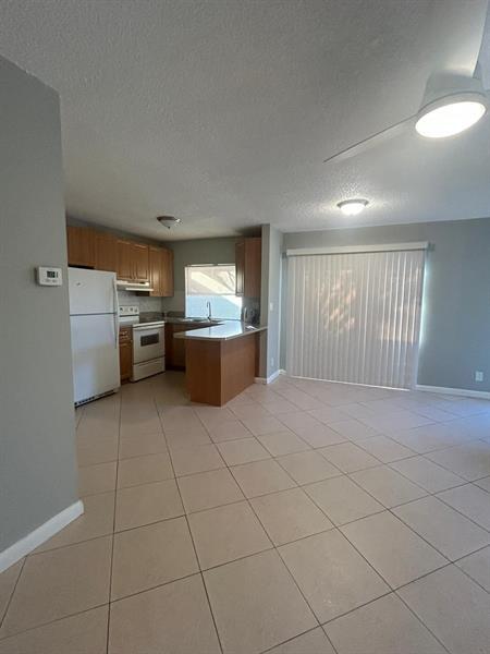 Building Photo - 3109 NW 2nd Terrace