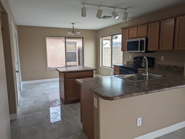 Building Photo - 21023 N Mac Neil St