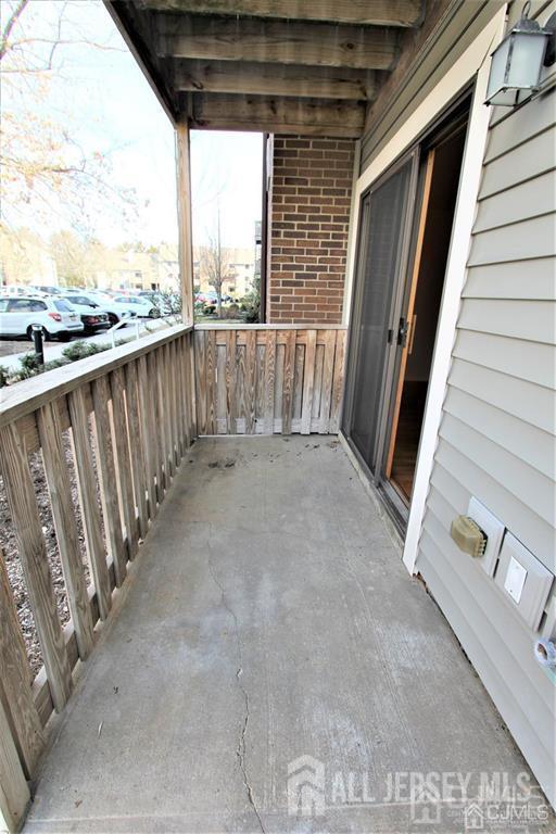 Building Photo - 1219 Ravens Crest Dr