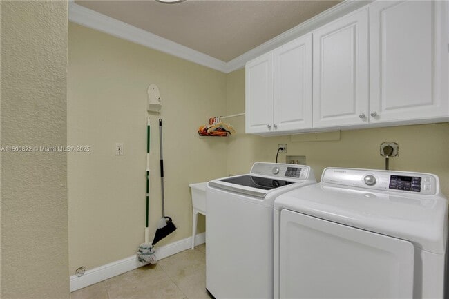 Building Photo - 7905 SW 161st St