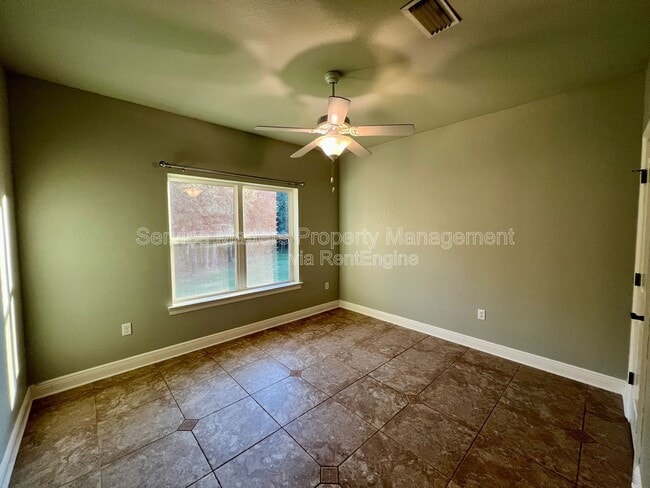 Building Photo - 2926 Greystone Dr