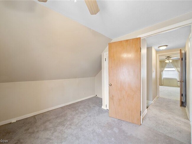 Building Photo - 26491 Shirley Ave