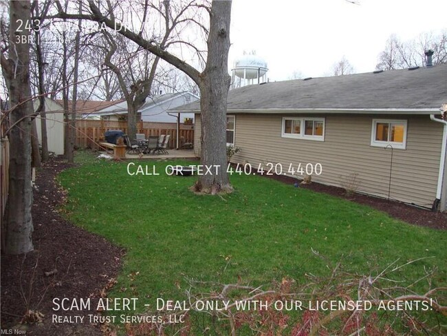 Building Photo - Charming 3 Bed 1.5 Bath with Fenced Yard &...