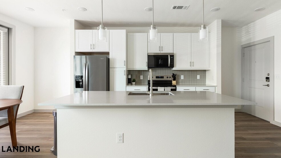 Building Photo - 6426 Crystal Run