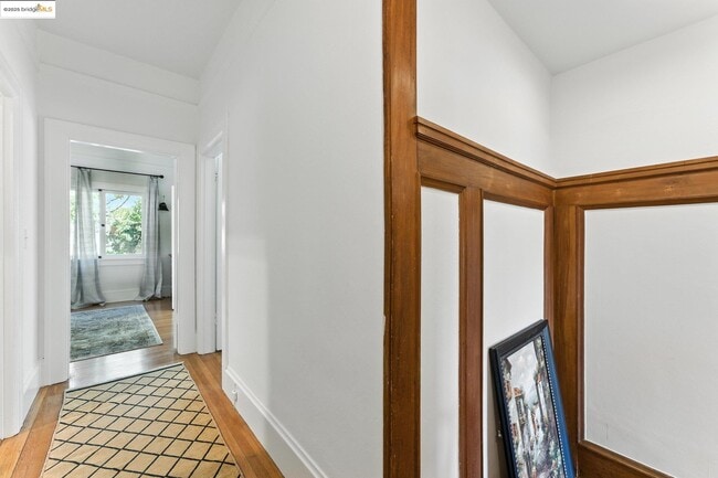Building Photo - 7 Panoramic Way