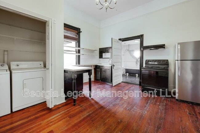 Building Photo - 295 Oglethorpe Ave