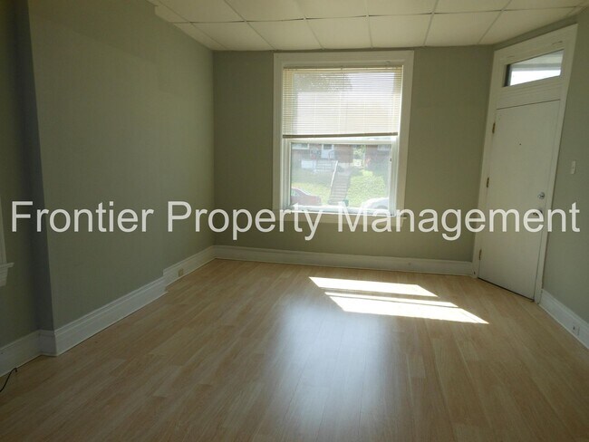 Building Photo - 2826 Nebraska Ave