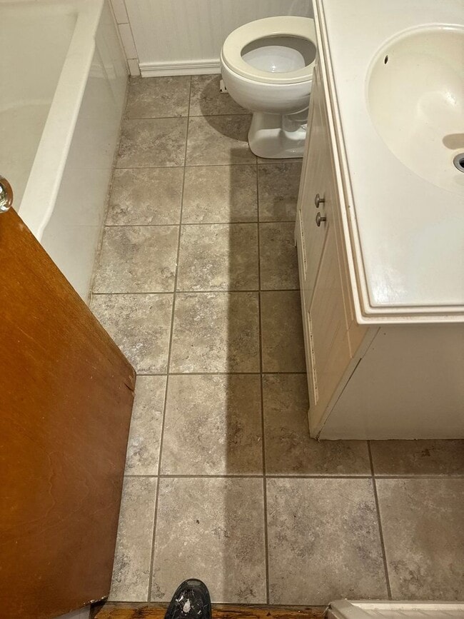 Building Photo - 11508 E 51 St S