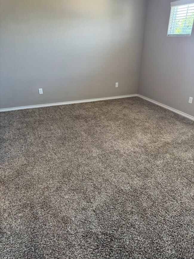 Building Photo - Welcome Home!