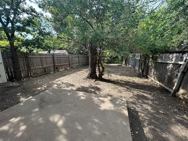 Building Photo - 10440 Doc Holliday Trail