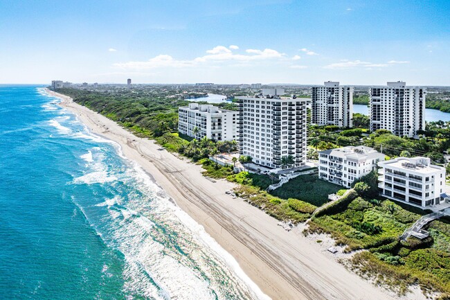 Building Photo - 2066 N Ocean Blvd