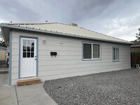 Building Photo - 1241 Kennedy Ave