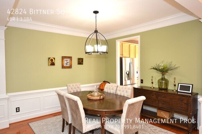 Building Photo - 42824 Bittner Square