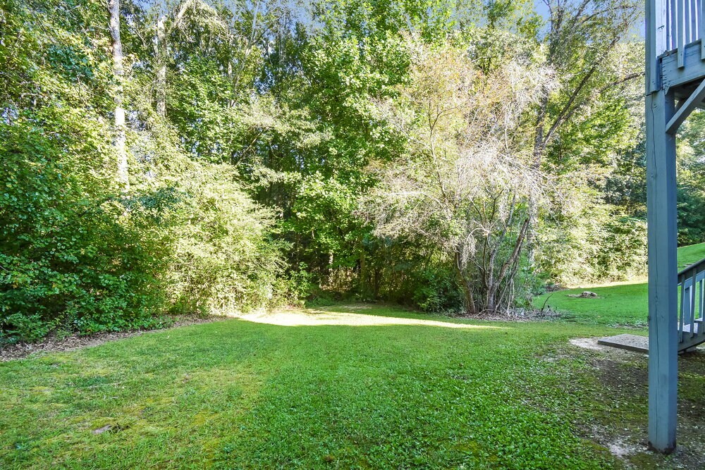 Building Photo - 655 Simon Ive Dr
