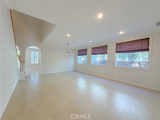 Building Photo - 82 Laurelhurst Dr