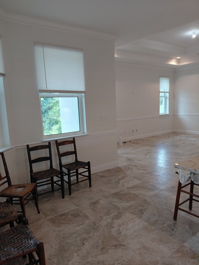 Building Photo - 12709 144th Ct N
