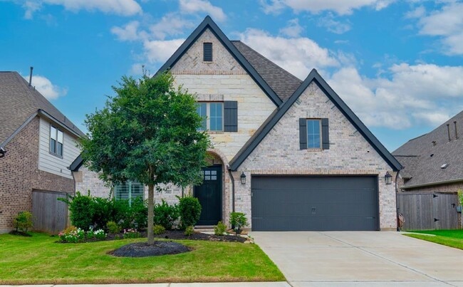 Building Photo - 30103 Aralia Dr