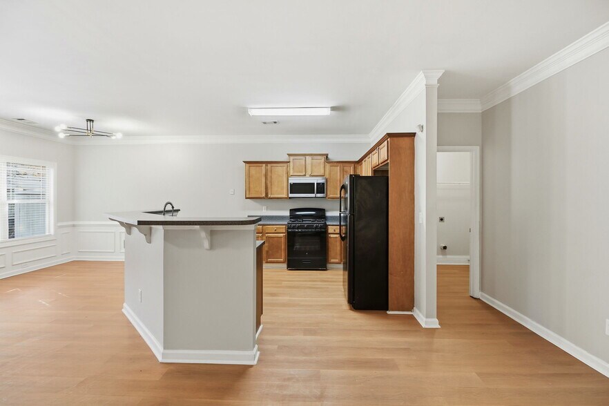 Building Photo - 1610 Chattahoochee Ct