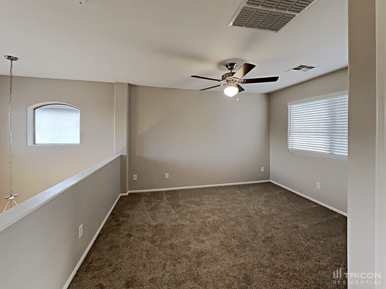 Building Photo - 29459 N Blackfoot Daisy Dr