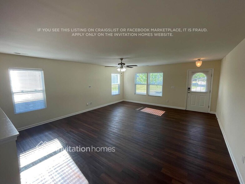 Building Photo - 4198 Clifftonville Ave SW