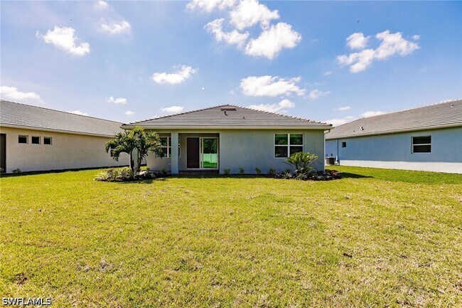 Building Photo - 536 Polihale Wy