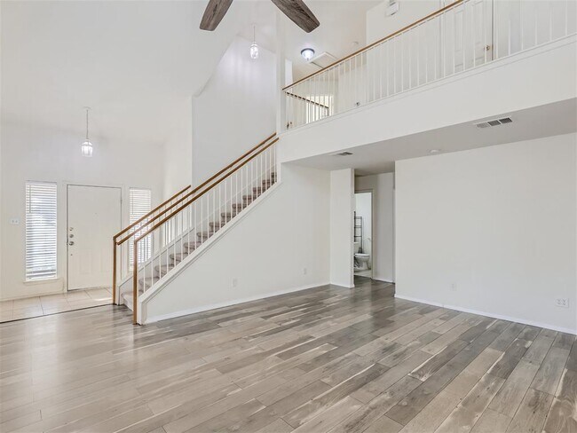 Building Photo - 13313 John Tyler St