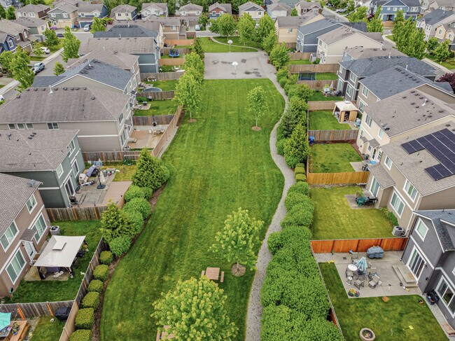 Building Photo - 1124 27th St NW