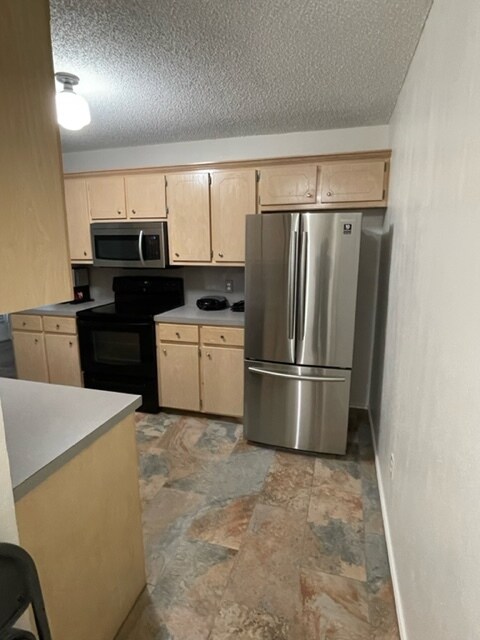 Building Photo - 1107 Ironton Ave