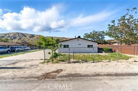 Building Photo - 49537 Rosella Dr