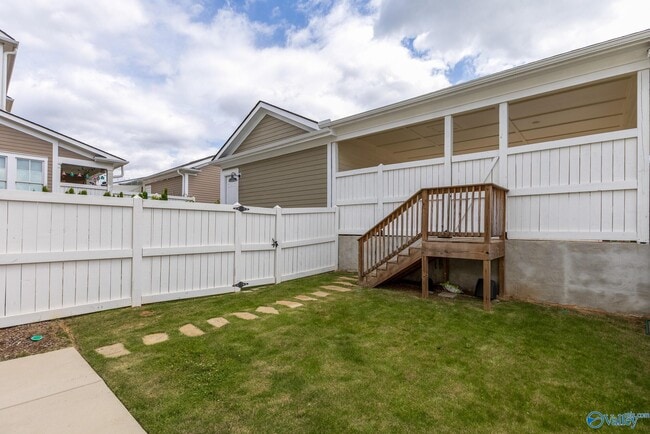 Building Photo - 40 Pine St