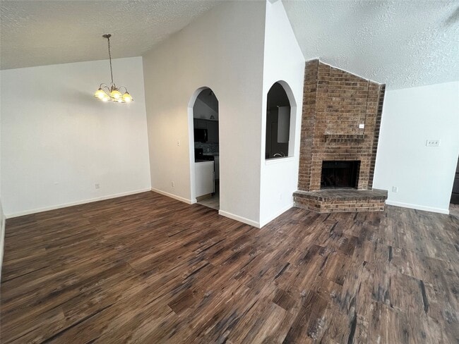 Building Photo - 7019 Haven Creek Dr