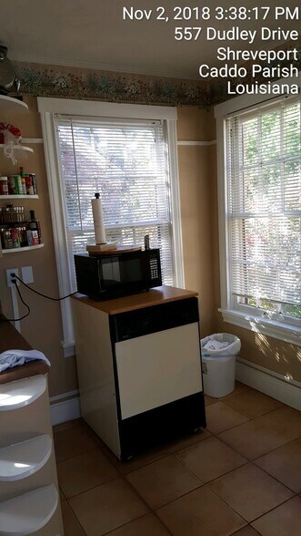 Building Photo - 528 Stephenson St