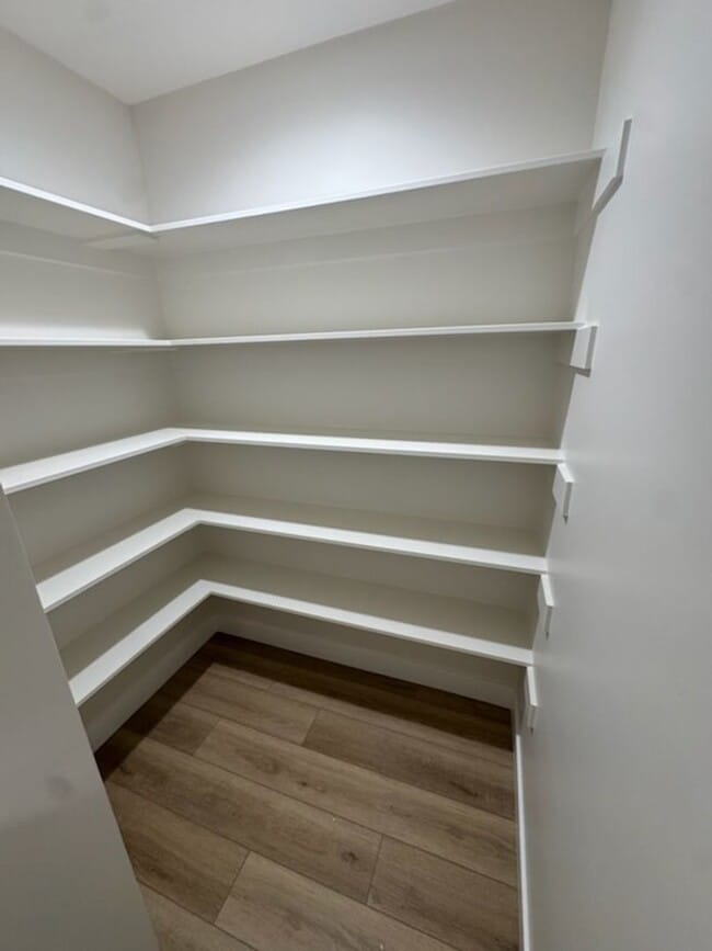 Building Photo - PLACE-NLO8655