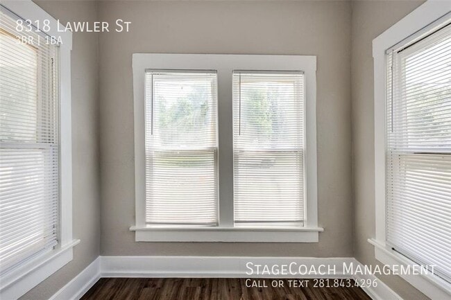 Building Photo - 8318 Lawler St