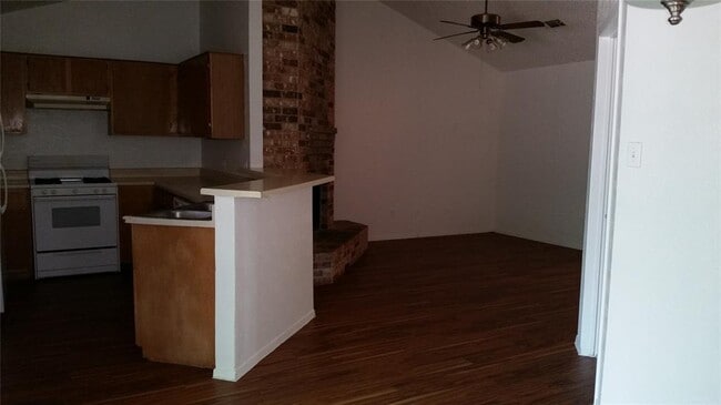 Building Photo - 2602 Colquitt Cove