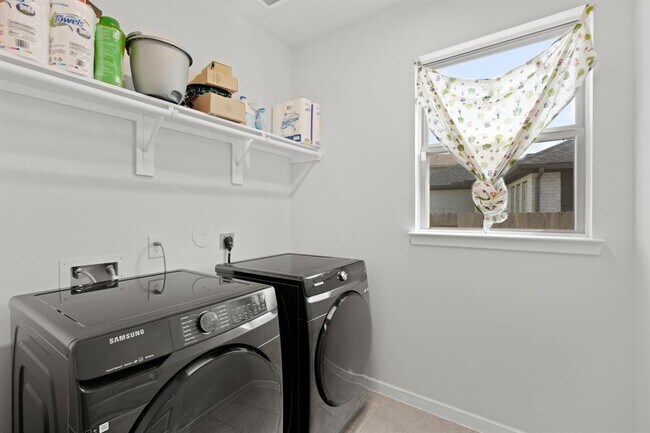Building Photo - 7843 Wyndham Hbr Ct
