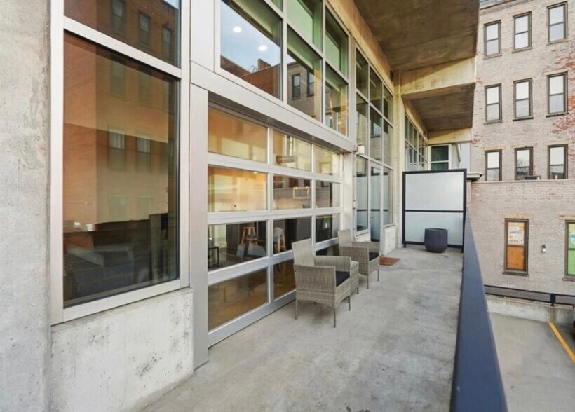 Private. Balcony - 353 W 4th St